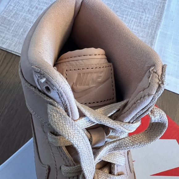 Nike Men’s High-Top Sneakers in Light Tan Vanchetta Tan - Picture 9 of 16